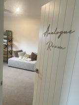 Mia review photo