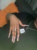 Zinhle Mahlalela review photo