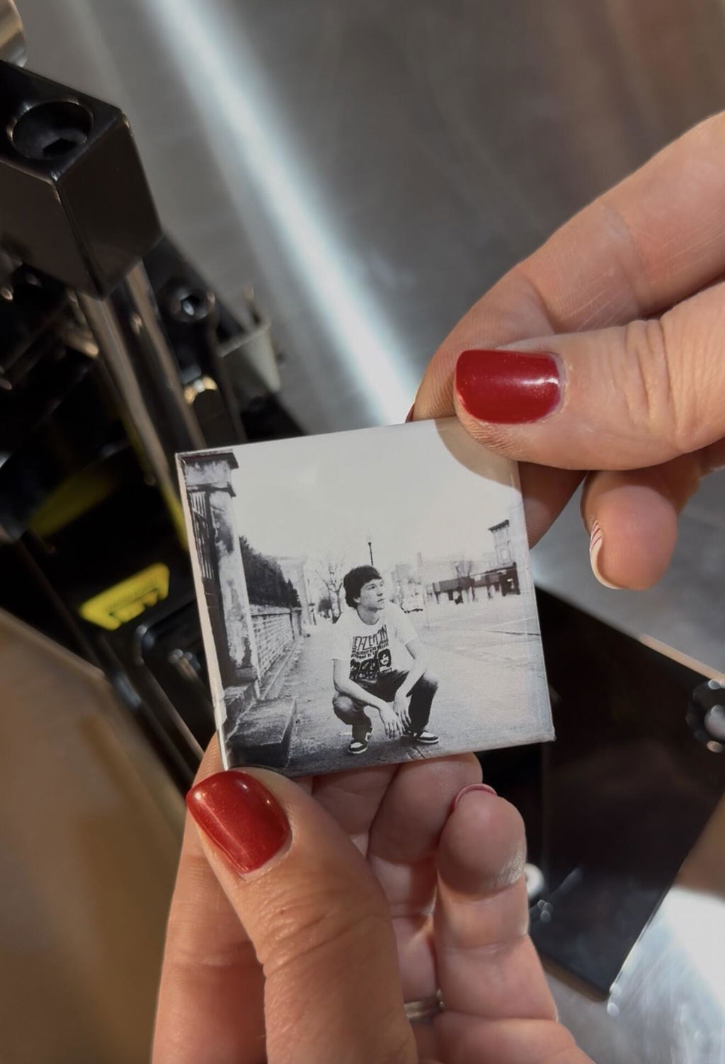 2 x 2" Square Magnet Press