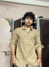 Manoj Kumar review photo