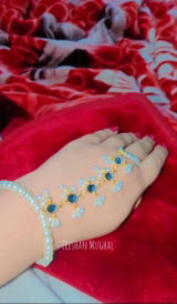 Qazal Zeeshan review photo