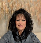 Lori Schneider review photo