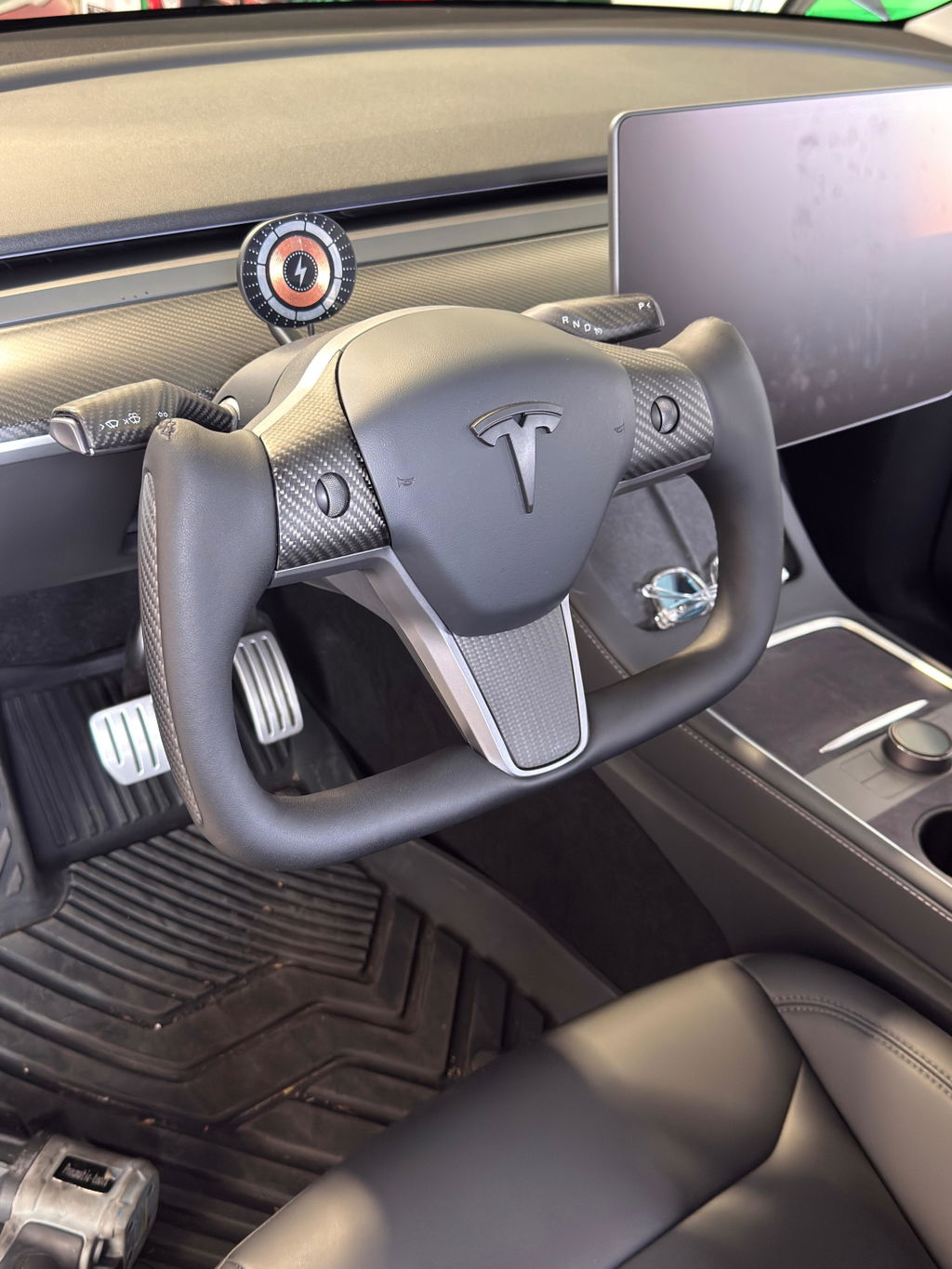 Custom Yoke Style Carbon Fiber Steering Wheel For Tesla Model 3/ Y