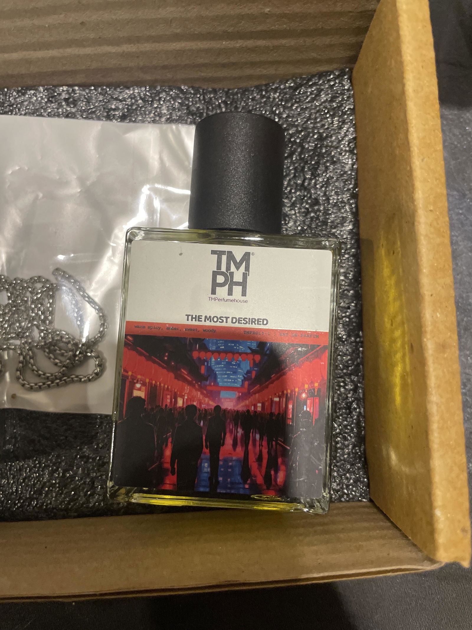 Azz The Most Desired - LG Inspired perfume | TMPerfumehouse