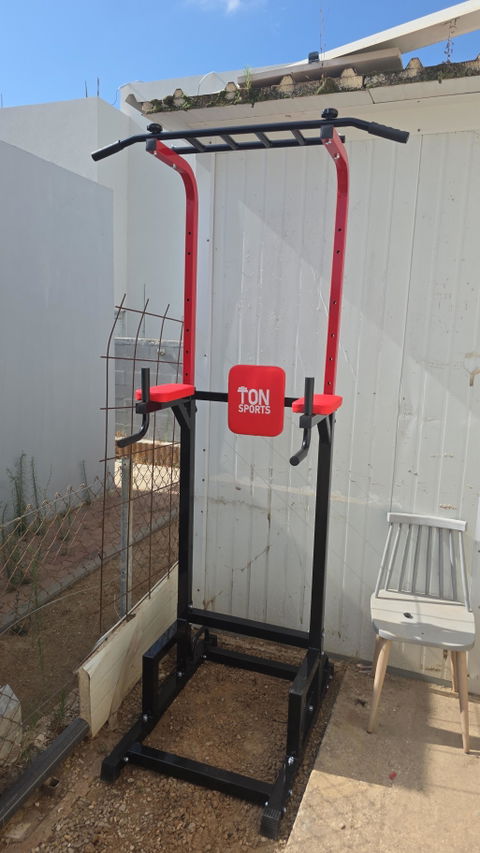 מתקן מתח סולם מקבילים ושכיבות סמיכה