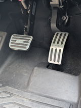 Simon Patrick review photo
