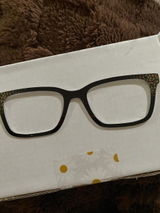 Donna review photo