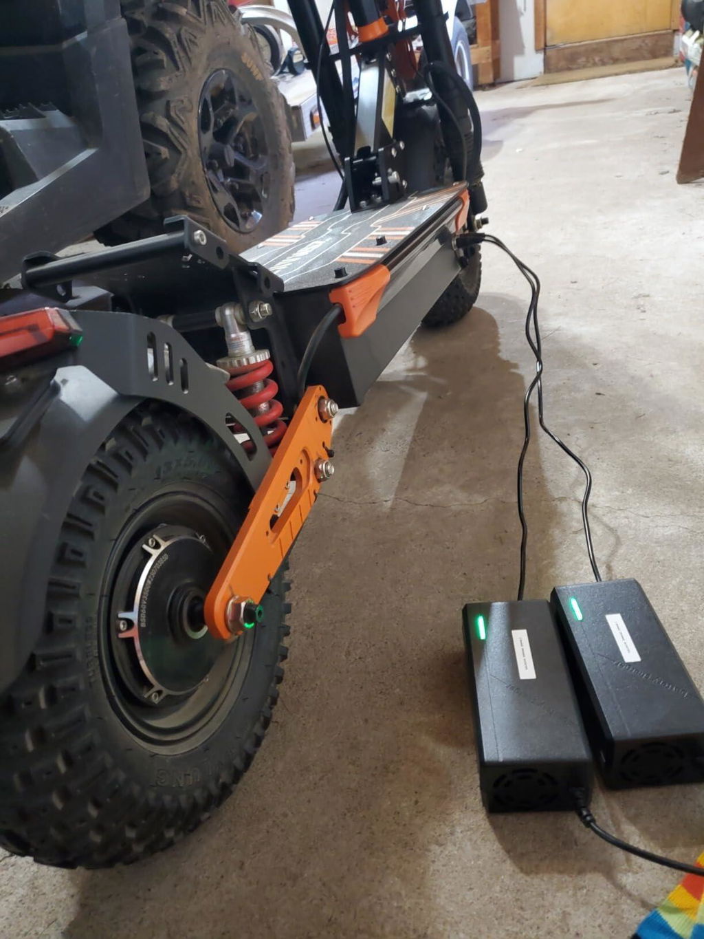 TopRiding ZSNAKE Z39 - Hyper Adult Electric Scooter, 13" Tires, Hydraulic Suspension, Popular in US & Canada