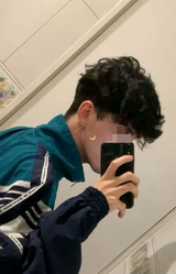 Calvin E review photo
