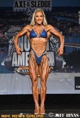 Amanda Luchau review photo