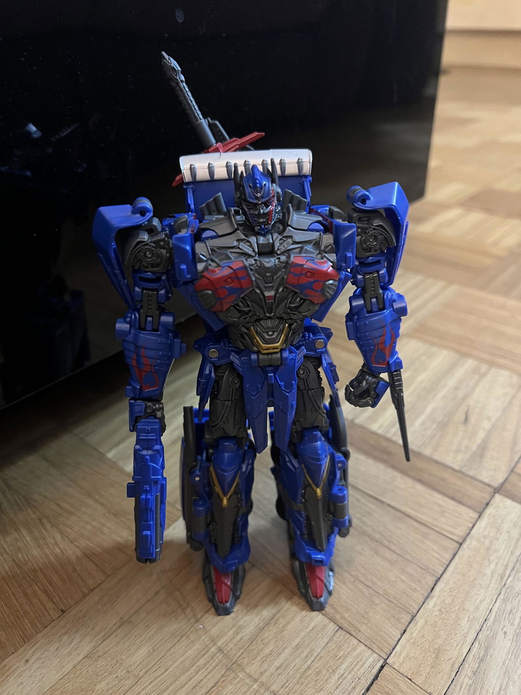 Transformers Studio Series The Last Knight Leader Class Nemesis Prime