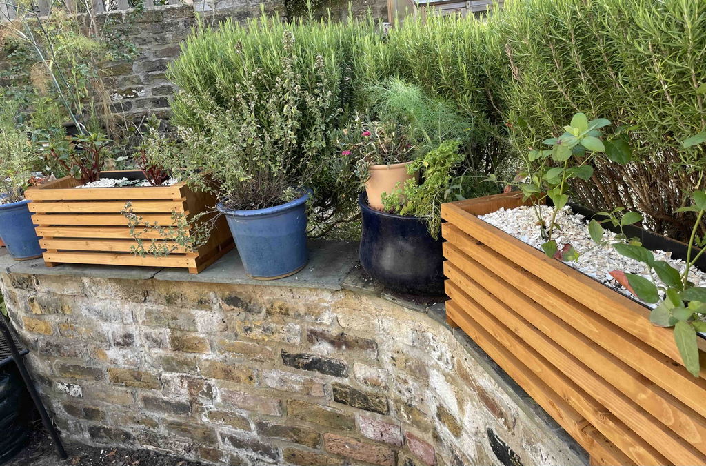 The Sussex Planter Outdoor Wooden Raised Bed