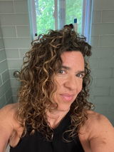 Curly T review photo