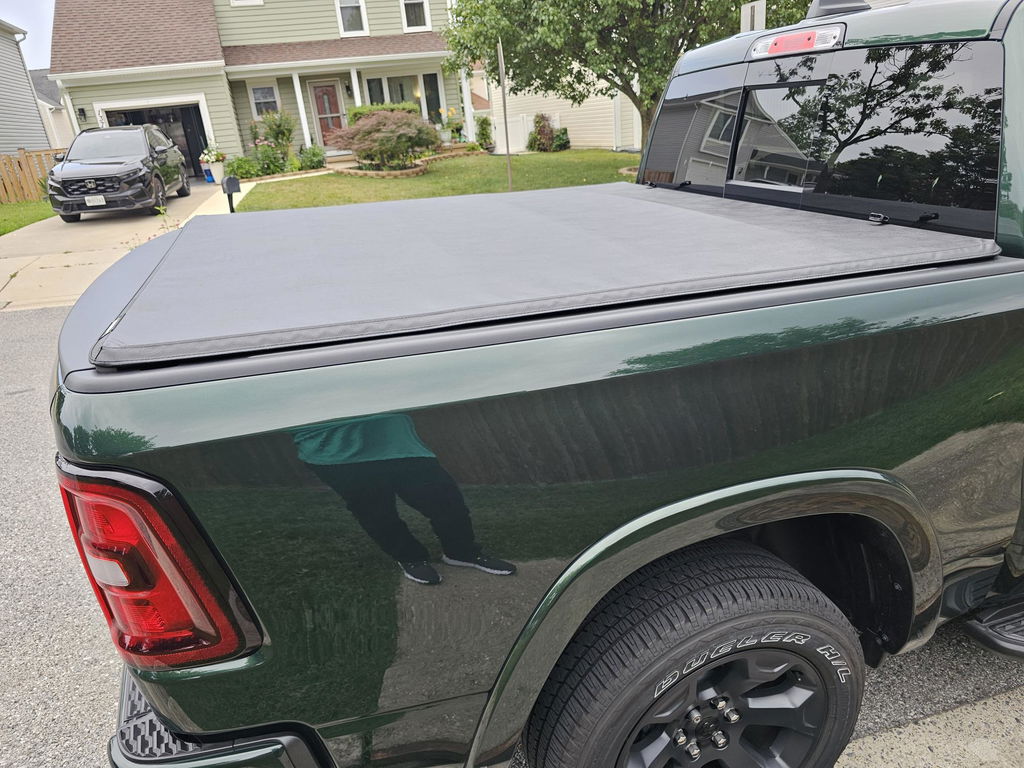 Extang Trifecta E-Series Soft Folding Tonneau Cover For 2019-2026 RAM 1500 5'7" Bed
