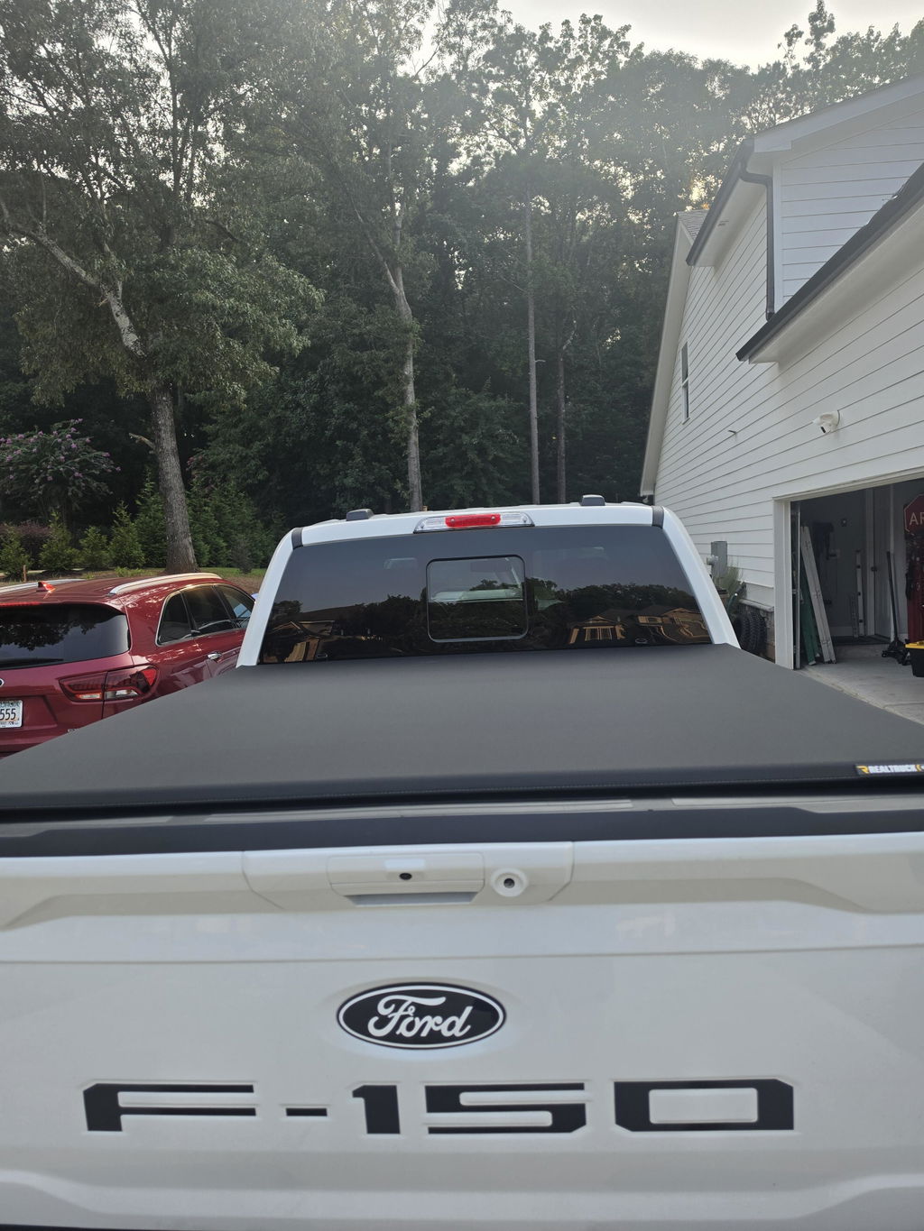 Extang Trifecta Signature 2.0 Soft Folding Tonneau Cover For 21-26 Ford F-150 & 22-26 F-150 Lightning 5'7" Bed - 94702