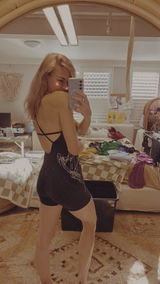 Courtney review photo