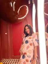 Sakshi review photo
