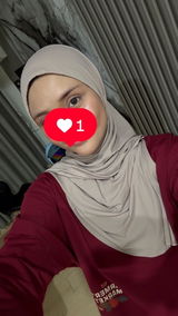 Diyana Azham review photo