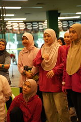 Azreen review photo
