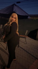 Drea J. review photo