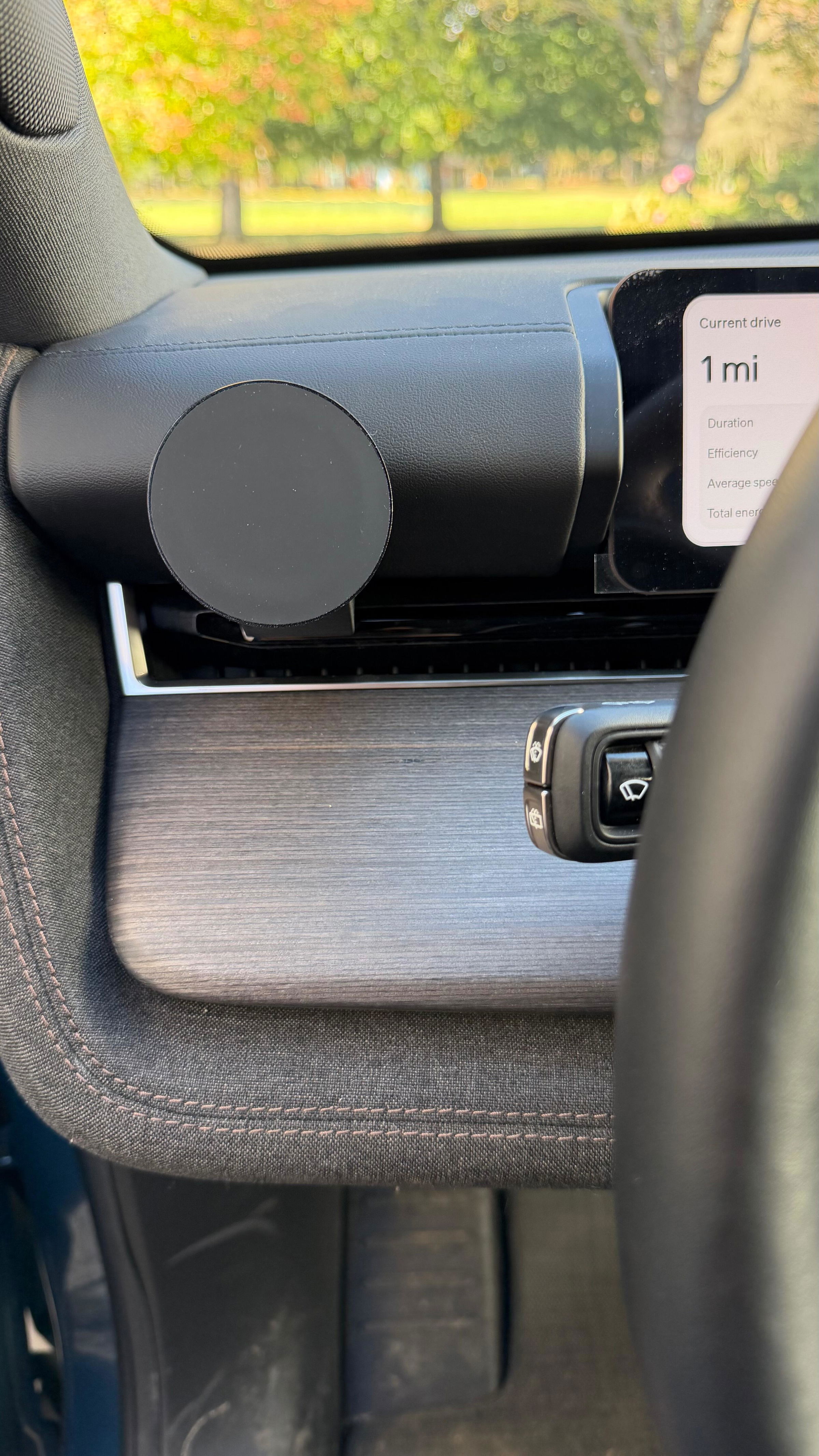 Dashboard Phone Charger | Rivian R2, Magnetic Mount