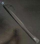 K.M. review photo