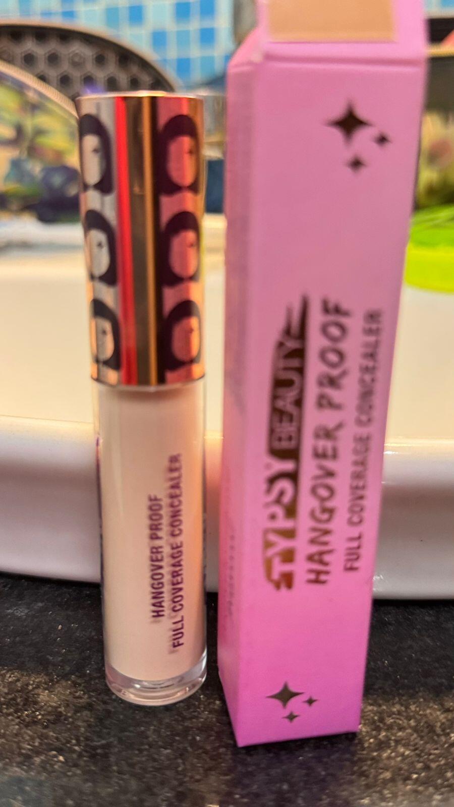 Meenakshi Prabu review photo