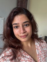 Akansha pandey review photo