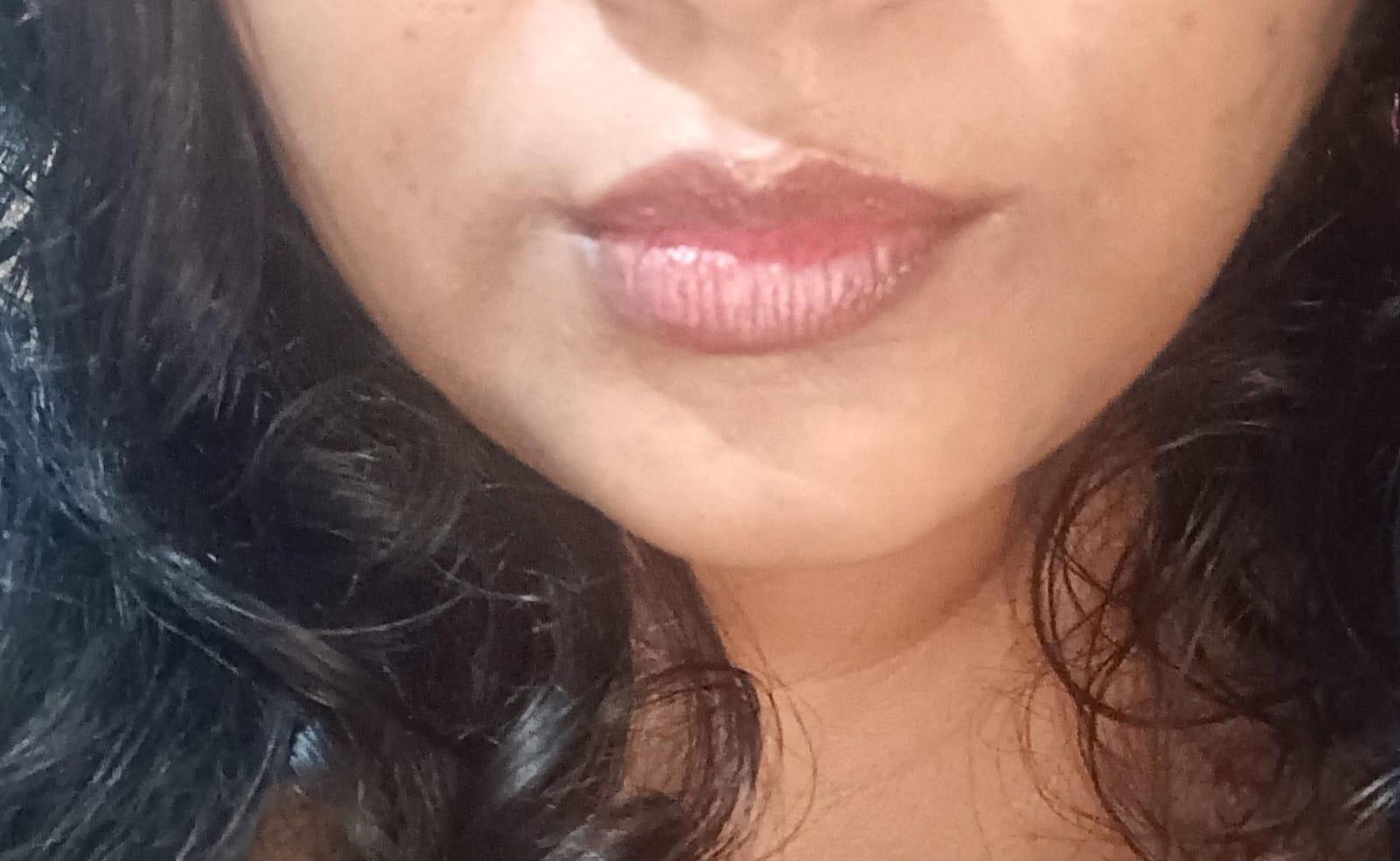 Keerthi Nagiri review photo