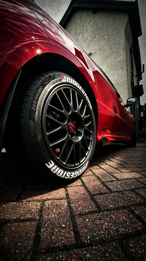 Tyre Wall Stickers