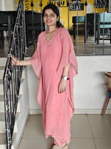 Ayushi review photo