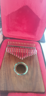 lindy vu review photo