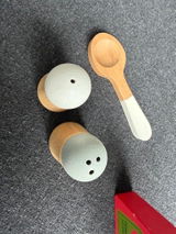 N. review photo