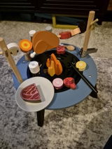 L. S. review photo