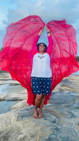 Suman Shruthi review photo