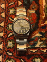 Aaron review photo
