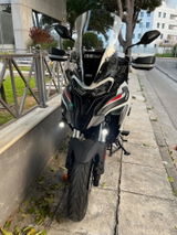 AA review photo