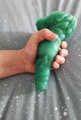 M. review photo
