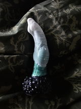 V. review photo