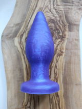 B.H. review photo