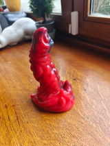 M. review photo