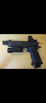 Bob Runsgunz. review photo