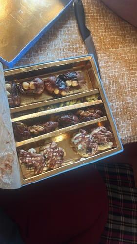 Assorted Divine Dates With Free Rakhi, Roli, Chandan & Chawal