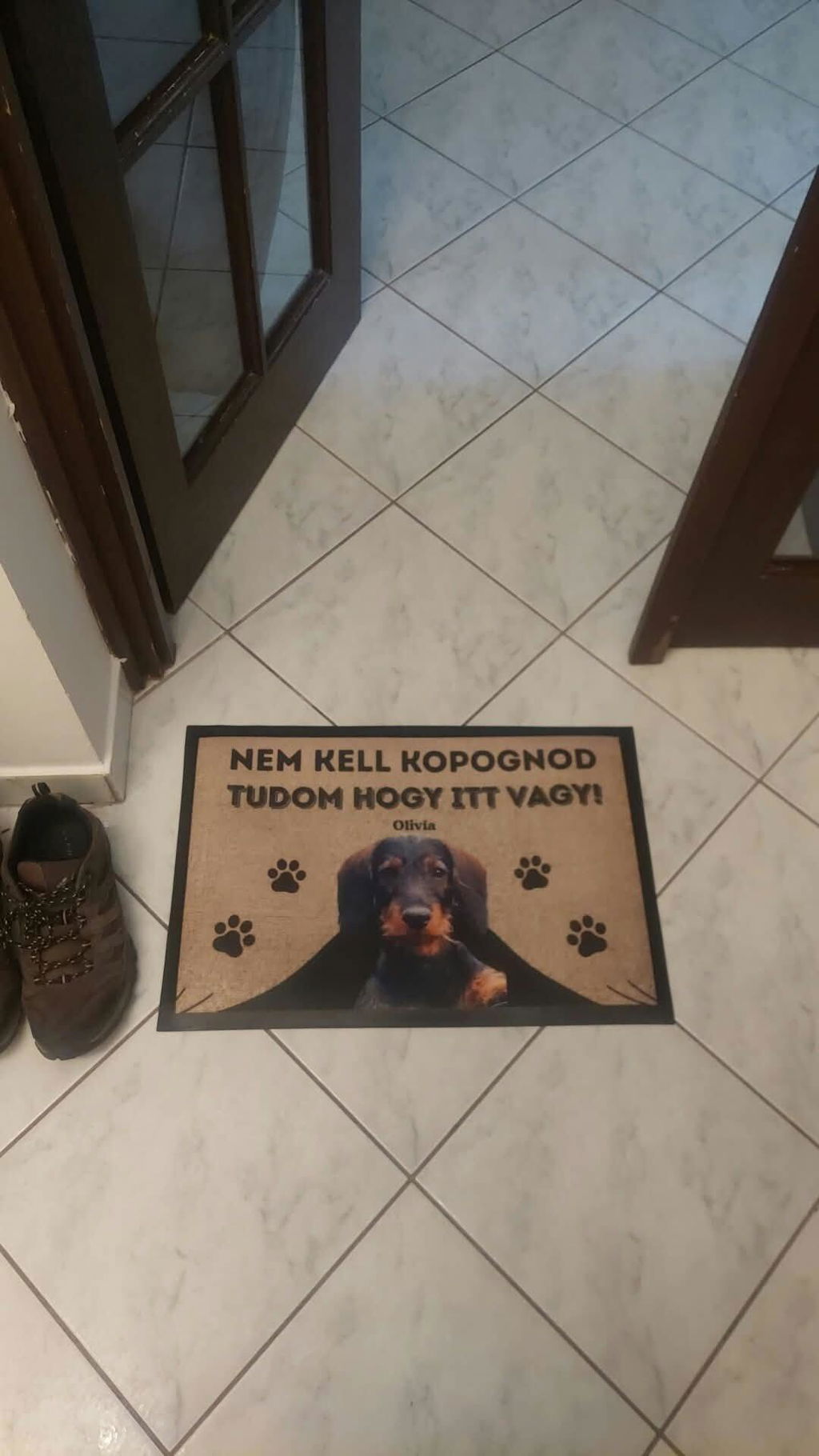 Egyedi Kutyás Lábtörlő