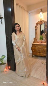 Libi Das review photo