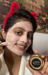 Shruti review photo