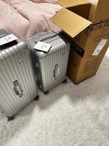 aini review photo