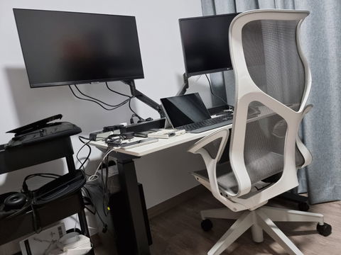 UNIQ Standing Desk (Custom)