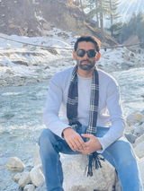 Asfandyar Baloch review photo