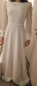 Zoila review photo